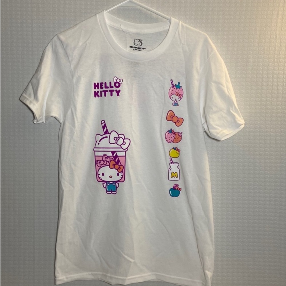 Hello kitty By Sanrio Boba drink T-shirt women